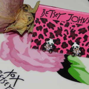 NEW BESTSEY JOHNSON FASHION JEWERLY ~